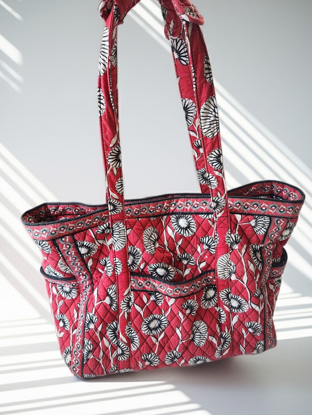Vera Bradley Retired Deco Daisy Large Betsy Weekender Bag/Tote 15x18x8